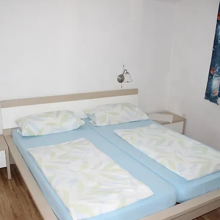 Apartmán Cosy In Rogoznicko With Parking *