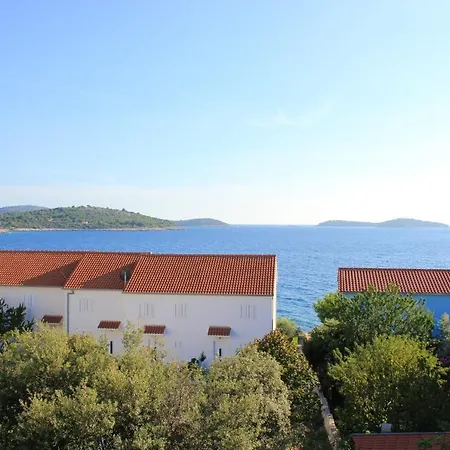 Apartman Cosy In Rogoznicko With Parking