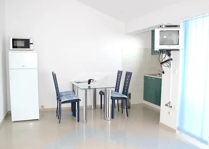 Apartman Cosy In Rogoznicko With Parking *
